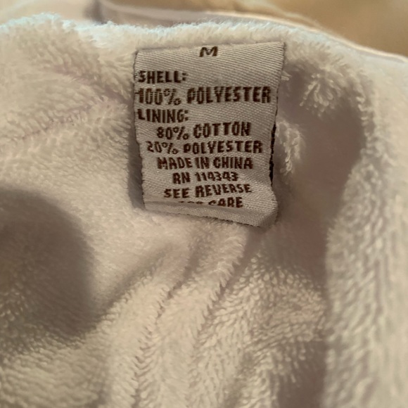 Plush Necessities Spa Robe - Picture 2 of 4